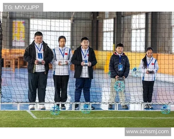 足球球星跨界尝试兼职视频拍摄，展现多才多艺的精彩瞬间