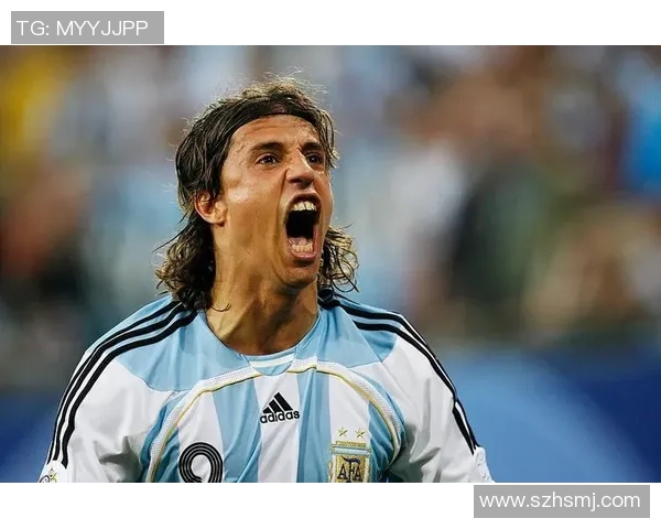 足球联赛第三号球星是谁他在赛场上的表现和影响力分析